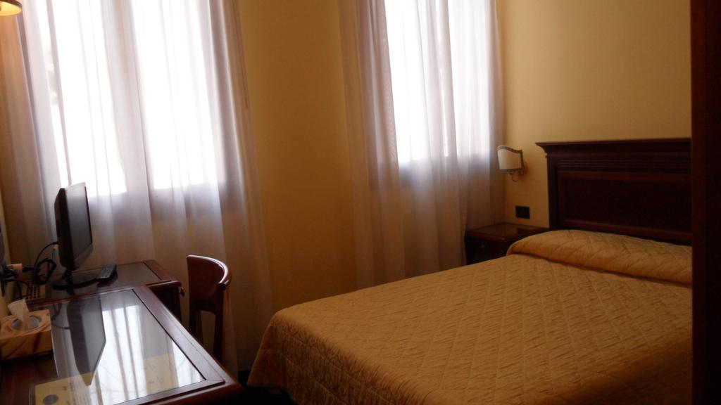 Alloggi Marinella Locanda
