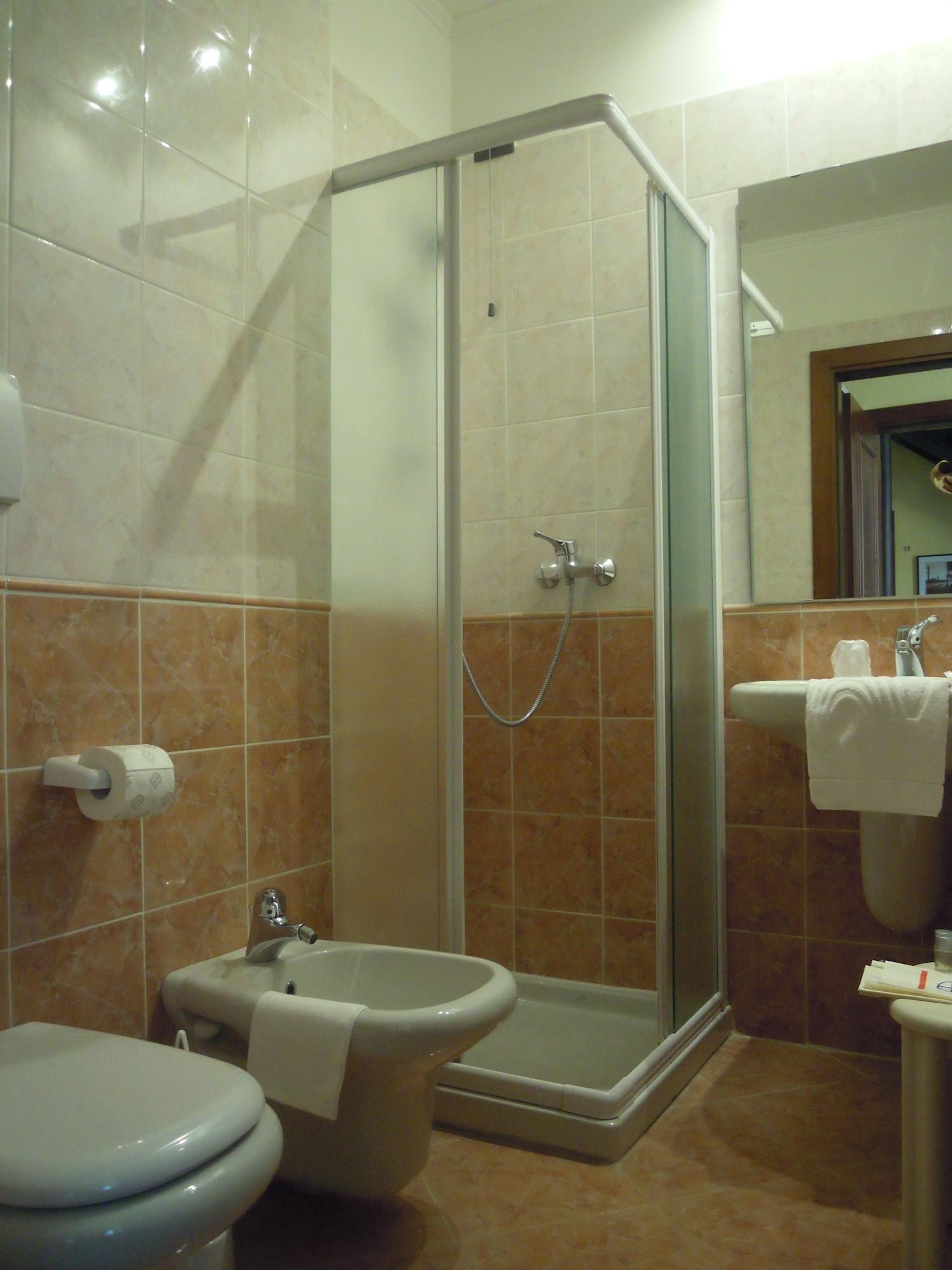 Alloggi Marinella Herberg 3*