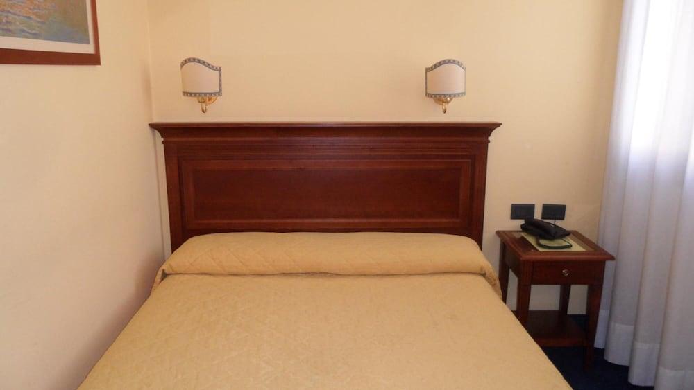Locanda Alloggi Marinella